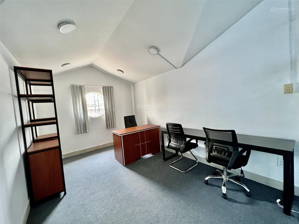 Chính chủ cho thuê văn phòng dt 90m2 tại 124 khánh hội quận 4 giá chỉ 20 triệu làm việc overtime