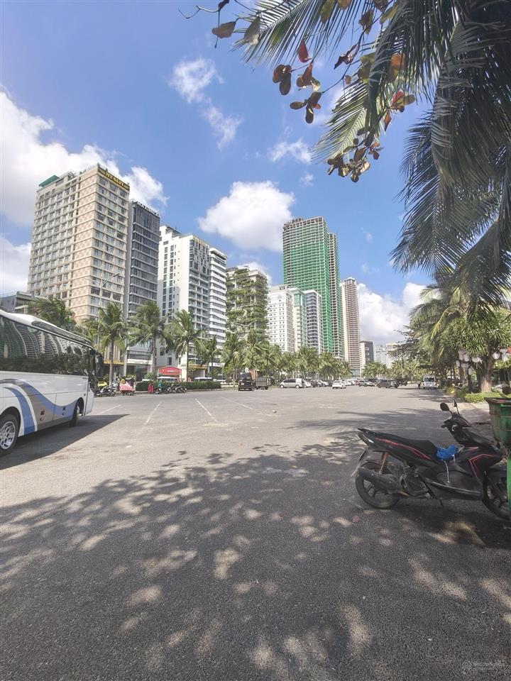 Đất biển đà nẵng, lô góc 3 mặt tiền  giá rẻ ngỡ ngàng