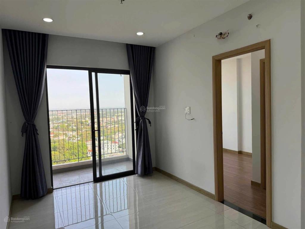 Cho thuê cc 2pn 2wc 6 triệu cọc 1, 52m2 bcons bee cạnh làng đh
