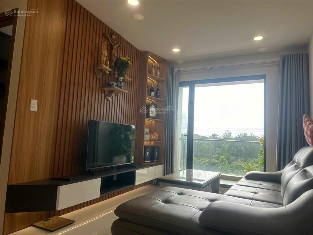 Căn hộ gần sân bay, cv / 50m2/2pn / shr / vay 80%/full nội thất / cho thuê 12tr/tháng