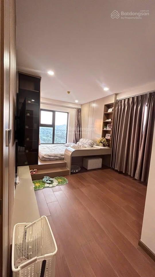 Giảm giá cực khủng 50m2, 2pn, sổ riêng, 2 tỷ full nội thất, vay 70%,cho thuê 15tr,nguyễn bỉnh khiêm