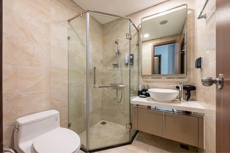 Nguyễn thượng hiền (cắt lỗ) 53m2, 2pn, 2 tỷ 120, sổ hồng trao tay, full nt vay 70%, thuê 15tr/tháng