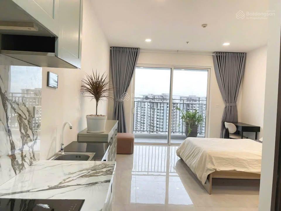 Căn góc 53m2, 2pn, 2 tỷ 120, sổ hồng trao tay, full nt vay 70%, hđ thuê 14tr/tháng,0798 367 ***