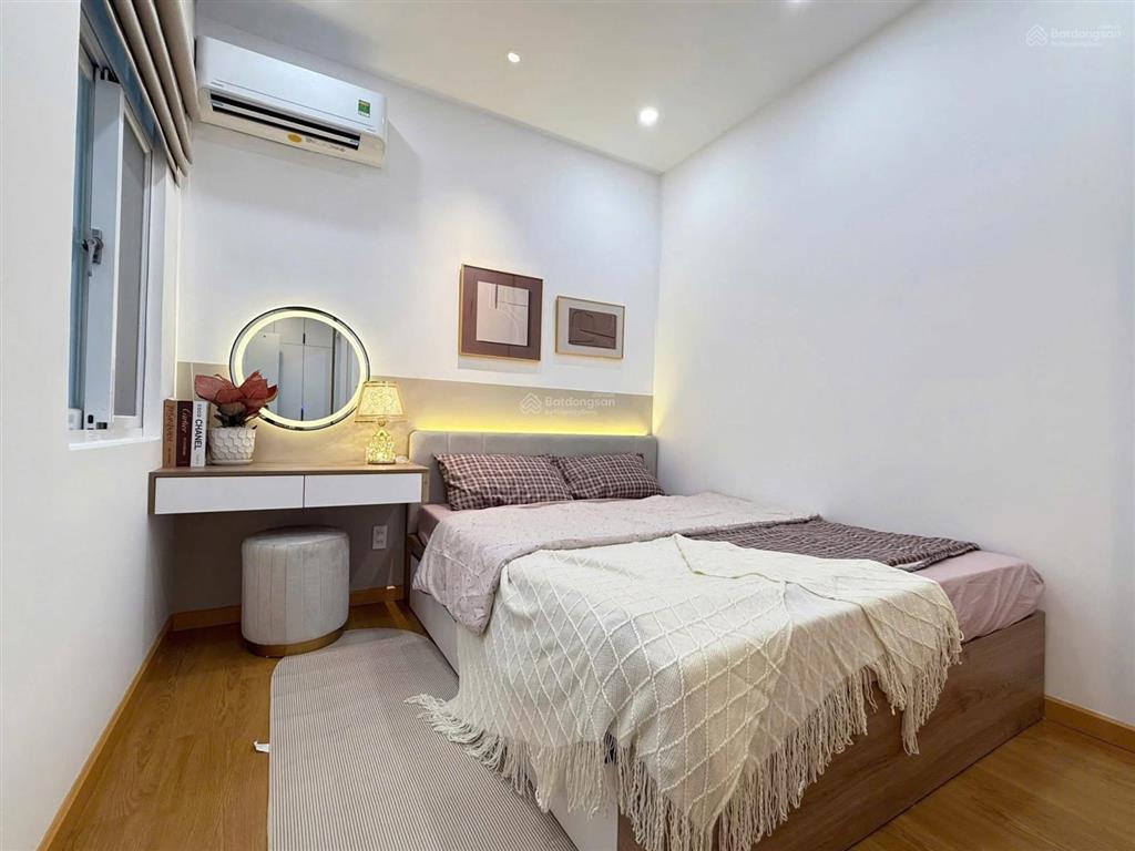 Phạm văn đồng 50m2 2pn 2wc shr, 2 tỷ, full nội thất, vay 70%, nhận thuê lại 15tr/tháng 0798 367 ***