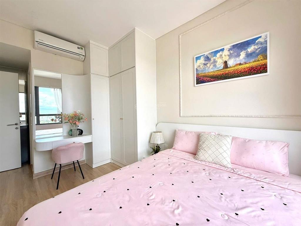 Cần tiền bán gấp (tin thật), 2 tỷ, 50m2/2pn, full nt cao cấp, vay 70%, 0798 367 *** cho thuê 15tr