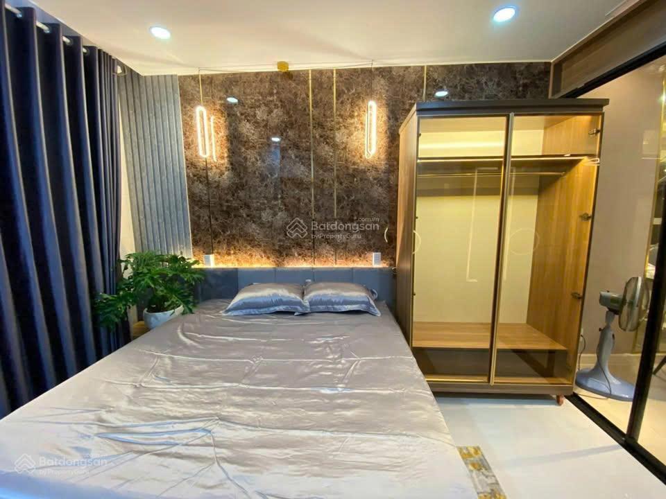 Căn hộ 50m2 bình thạnh 2pn, sổ hồng riêng, 2 tỷ, full nội thất, view máy bay, gần cv gia định