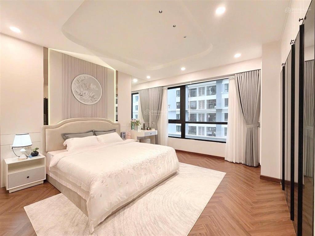 Bán nhanh căn hộ 50m2, shr giá 2 tỷ tại đường lê quang định, full nội thất, cho thuê lại 14tr