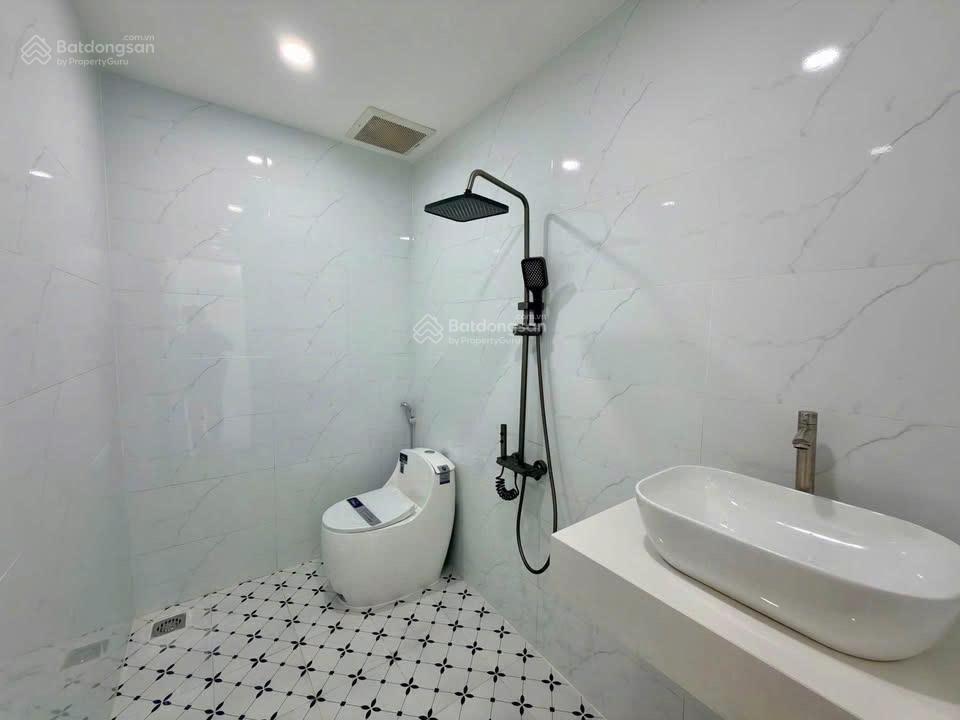 Căn hộ 2pn sát trung tâm tp 1,96 tỷ, nội thất sẵn, sổ riêng, vay 70% full nt, 0798 367 ***