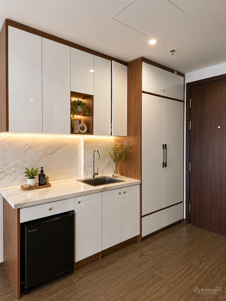 Bán căn hộ khách sạn lazur cửa lò 37m2, tầng 10, view biển cửa hội, full nội thất, khai thác ngay
