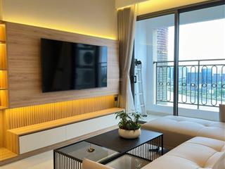 Cần cho thuê gấp căn hộ sky center. dt 97m2, 3pn, 2wc. giá 25tr/th.  0365 695 ***