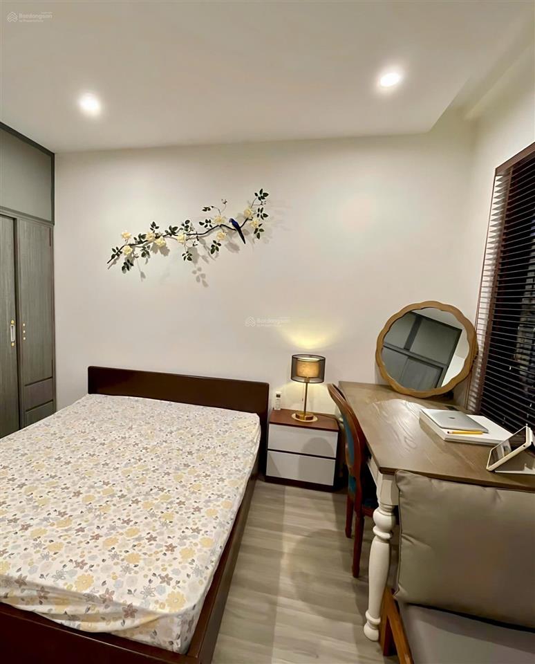 Cần cho thuê gấp căn hộ phúc yên 2. dt 90m2, 2pn, 2wc. giá 10tr/th.  0365 695 ***