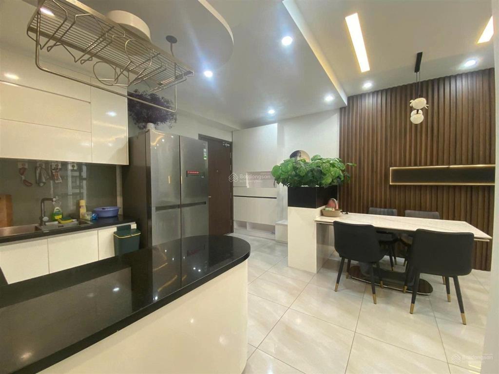 Cần cho thuê gấp căn hộ grand riverside. dt 80m2, 2pn, 2wc. giá 20tr/th.  0365 695 ***