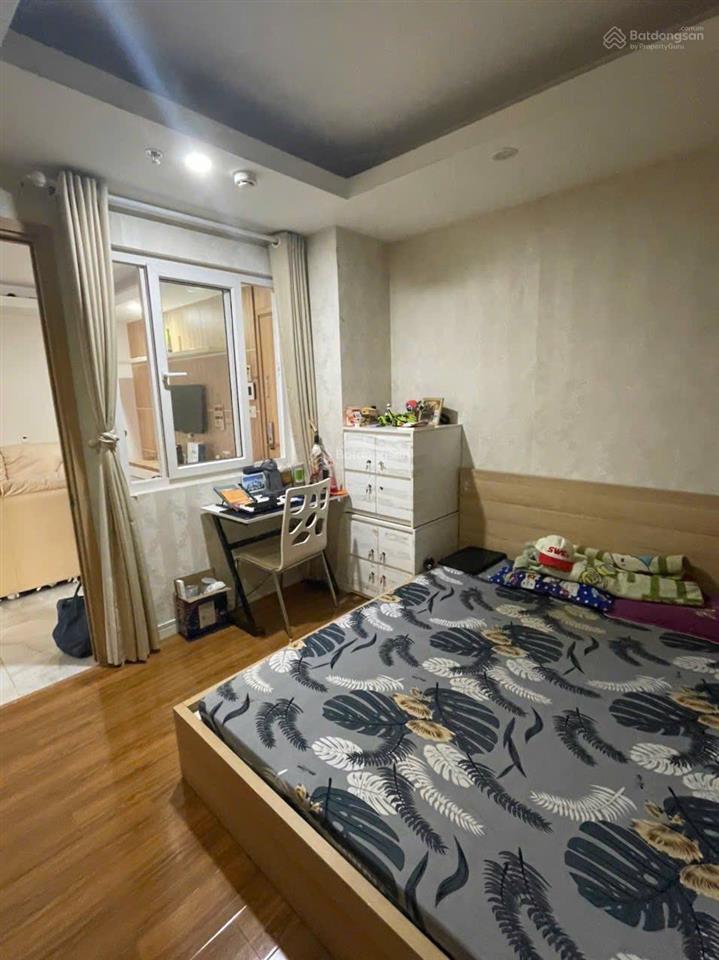 Cần cho thuê căn hộ sky center. dt 129m2, 3pn, 3wc. giá 25tr/th.  0365 695 ***
