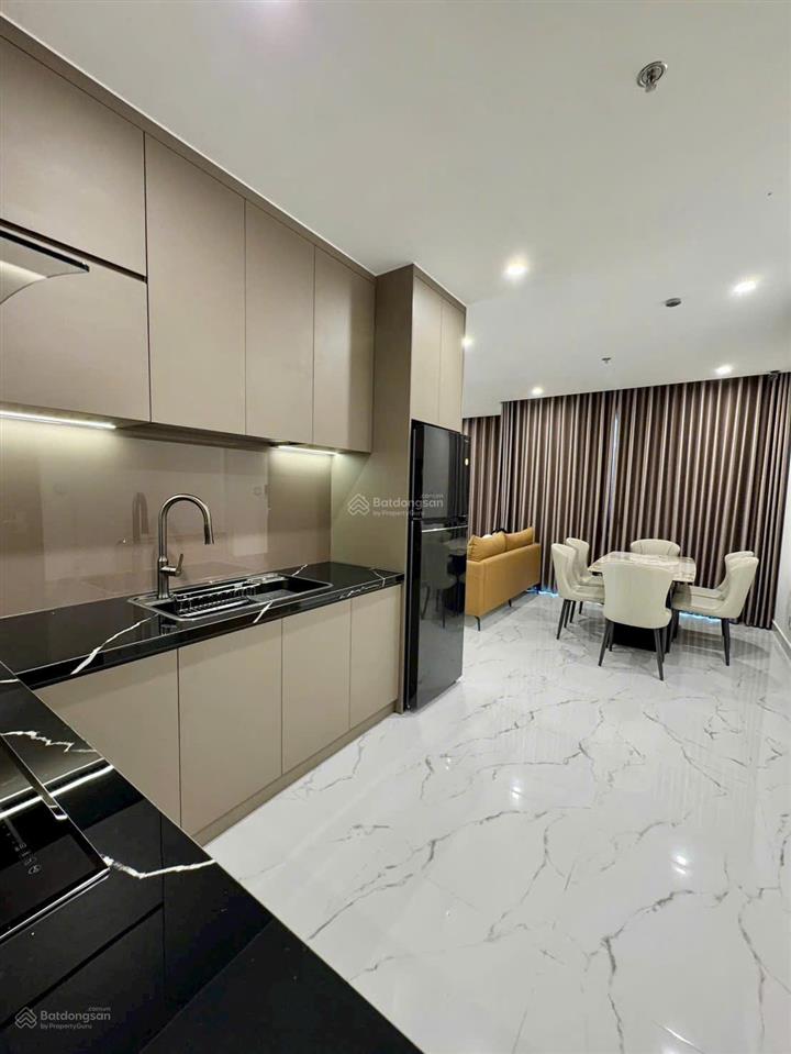 Cần cho thuê căn hộ kingston residence. dt 80m2, 2pn ,2wc. giá 19tr/th.  0365 695 ***