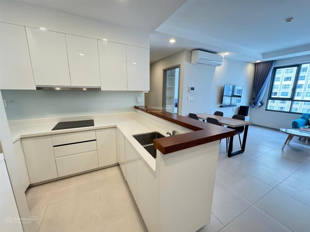 Cần cho thuê gấp căn hộ cộng hòa plaza. dt 75m2, 2pn, 2wc. giá 14tr/th.  0365 695 ***