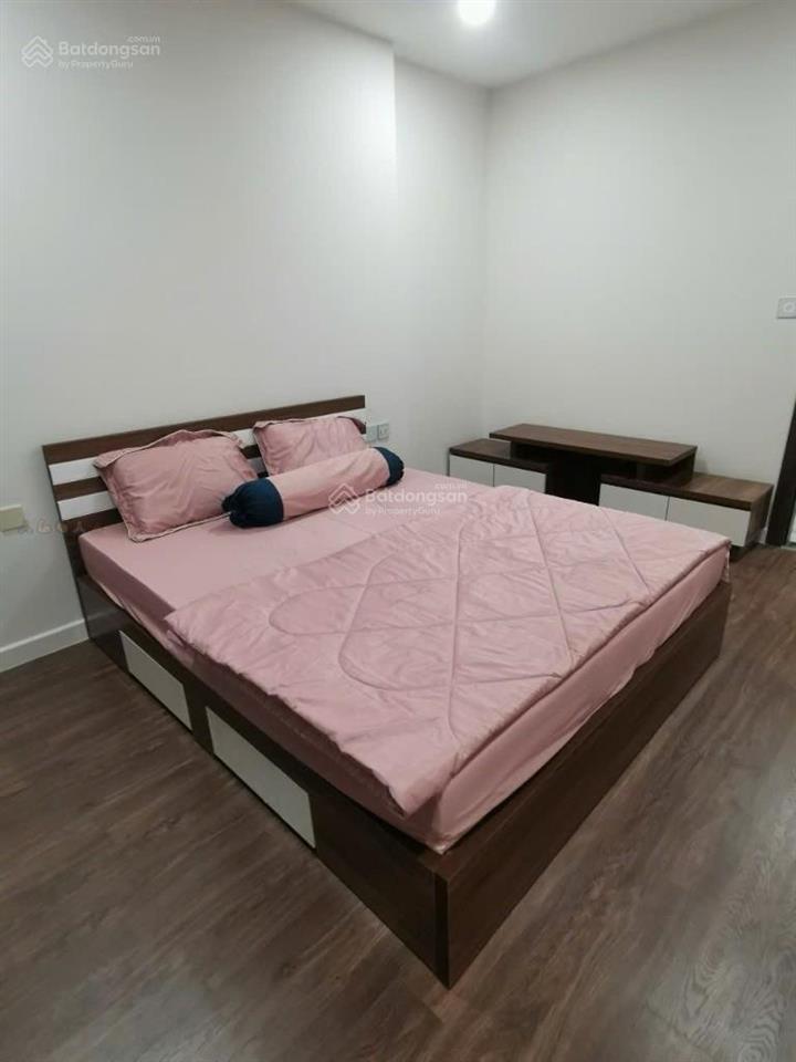 Cần cho thuê gấp căn hộ đẹp ở gold view. dt 80m2, 2pn, 2wc. giá 20tr/th.  0365 695 ***