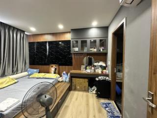 Cần cho thuê gấp căn hộ kingston residence. dt 74m2, 2pn, 2wc. giá 22tr/th.  0365 695 ***