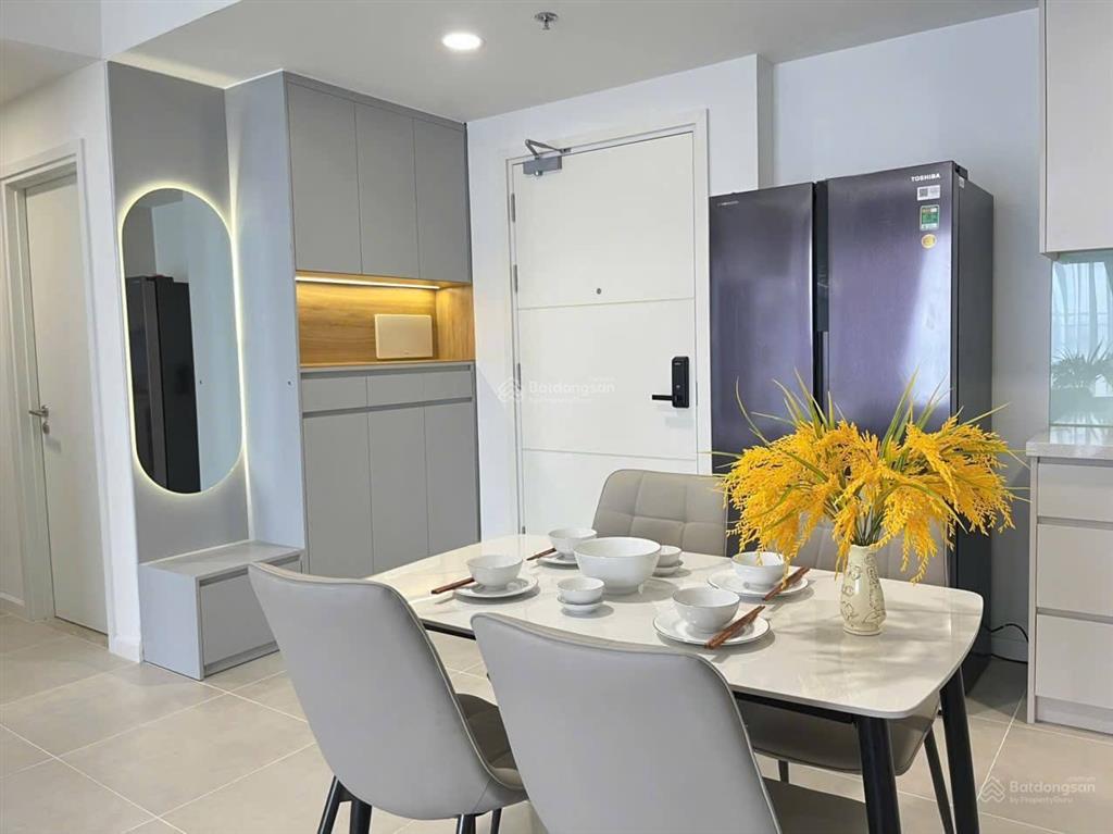 Cần cho thuê căn hộ viva riverside. full nt, 2pn, 2wc. dt 72m2. giá 15triệu/th.  0365 695 ***