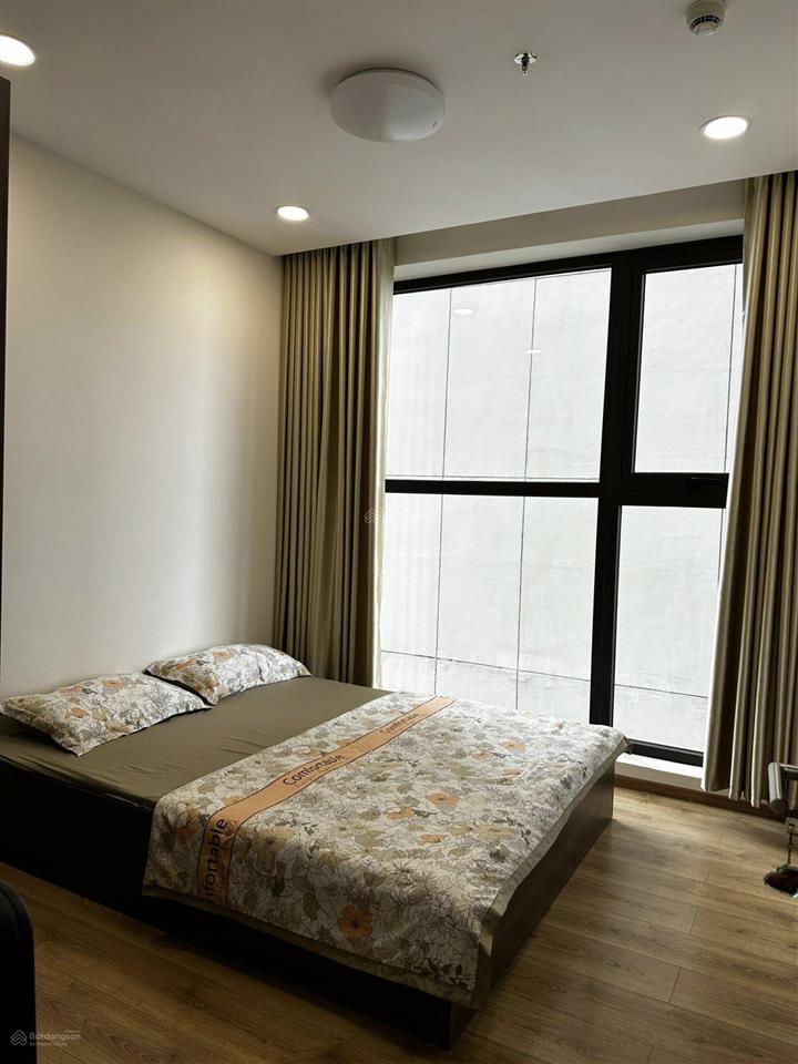Cho thuê ch 3pn, 2wc, 115m2 tại cao ốc phú nhuận, giá 21 triệu.  0365 695 ***