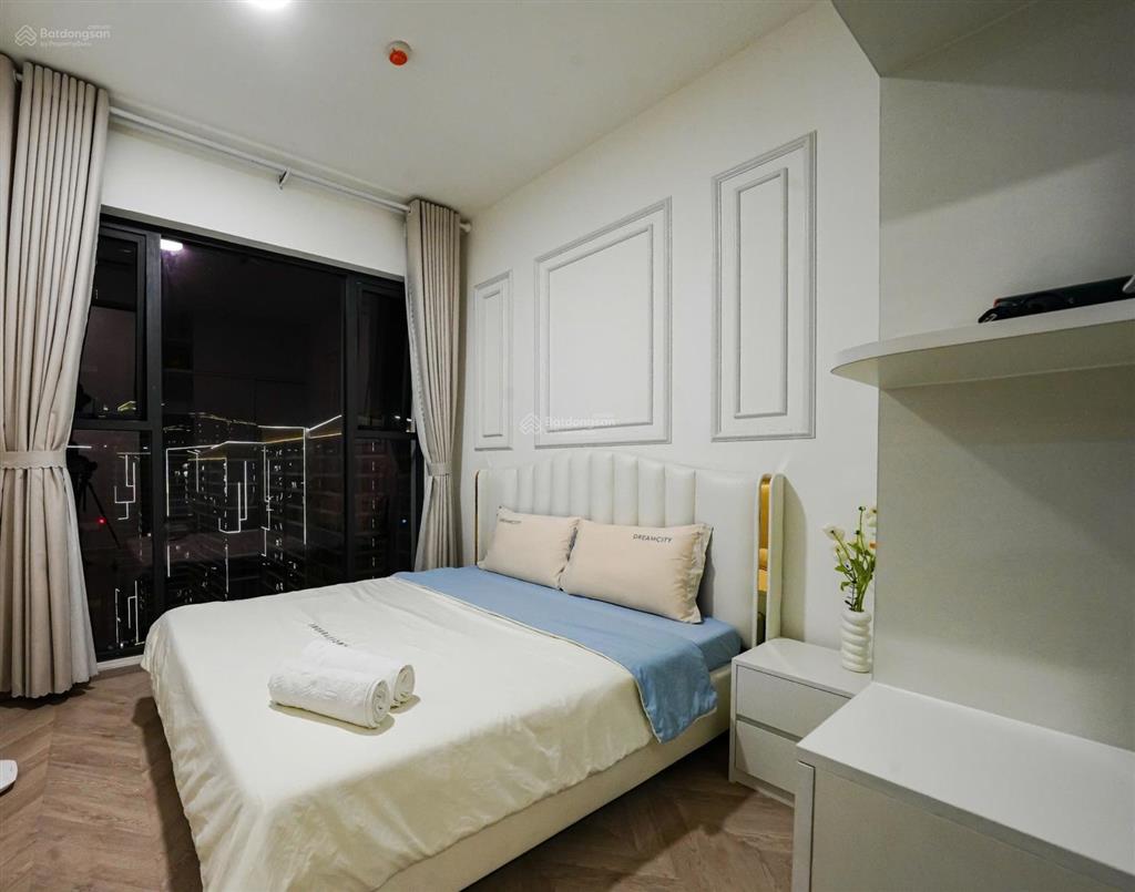 Cần cho thuê gấp căn hộ sky center. dt 80m2, 2pn, 2wc. giá 16tr/th.  0365 695 ***