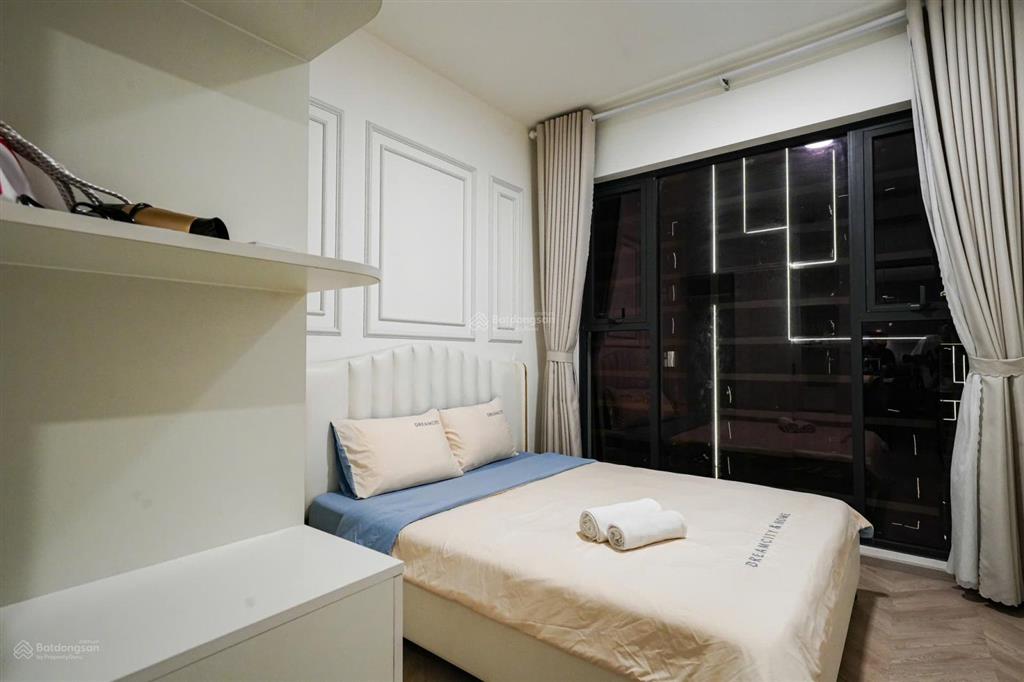 Cần cho thuê gấp căn hộ sky center. dt 80m2, 2pn, 2wc. giá 16tr/th.  0365 695 ***