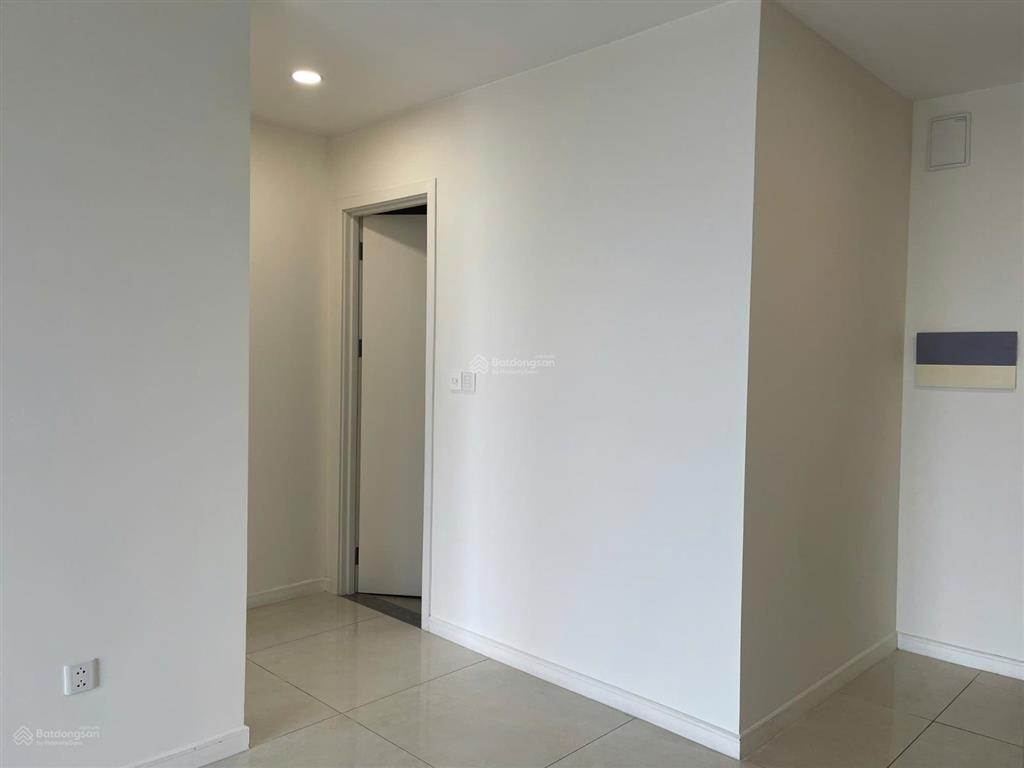 Cho thuê căn hộ hà đô nvc. dt 93m2, 3pn, 2wc. giá 13,5tr/th.  0365 695 ***