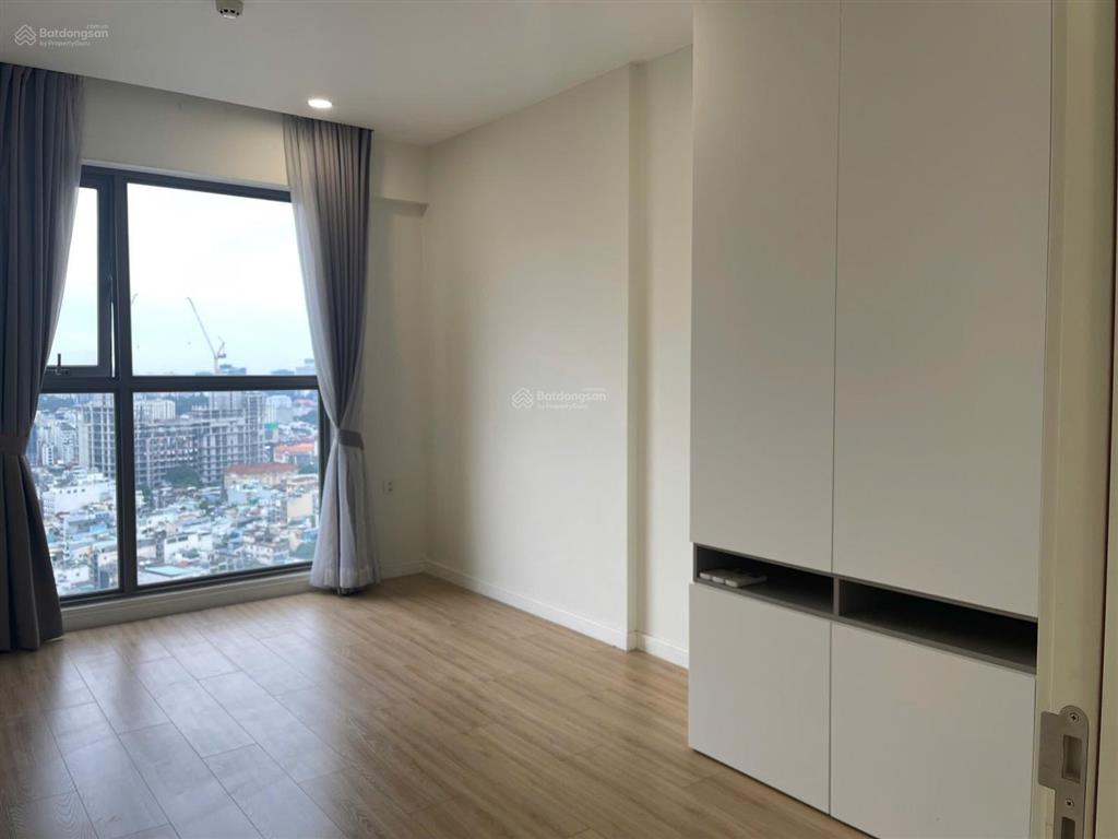 Cho thuê căn hộ hà đô nvc. dt 93m2, 3pn, 2wc. giá 13,5tr/th.  0365 695 ***