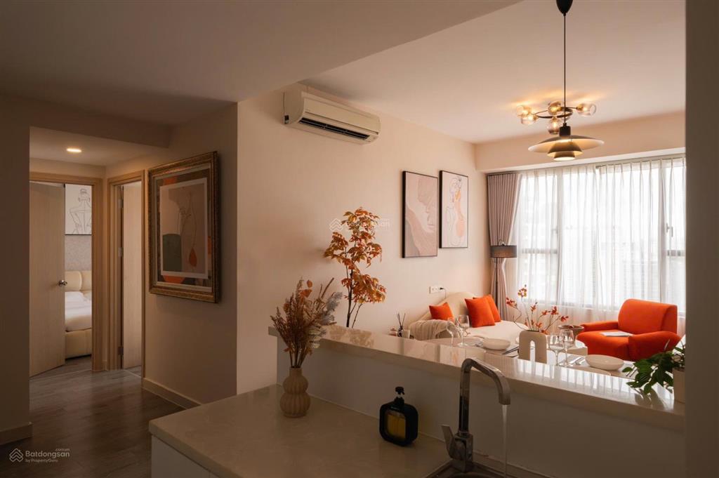 Cần cho thuê căn hộ sài gòn royal. 1pn, 1wc. dt 60m². giá 18tr/th.  0365 695 ***