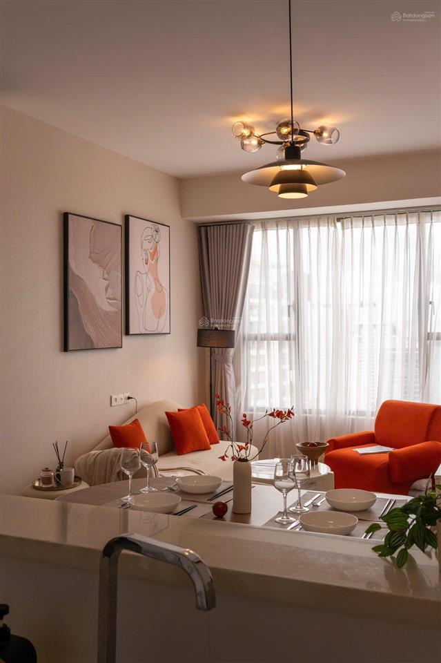 Cần cho thuê căn hộ sài gòn royal. 1pn, 1wc. dt 60m². giá 18tr/th.  0365 695 ***