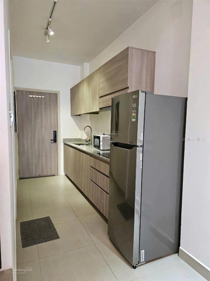 Cần cho thuê gấp căn hộ sky center. dt 36m², officetel, 1wc. giá 12tr/th.  0365 695 ***