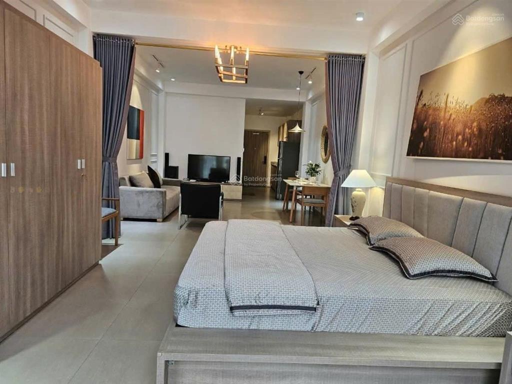 Cần cho thuê gấp căn hộ sky center. dt 36m², officetel, 1wc. giá 12tr/th.  0365 695 ***