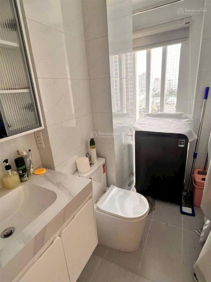 Cần cho thuê căn hộ garden gate. dt 74m2, 2pn, 2wc. giá 18tr/th.  0365 695 ***