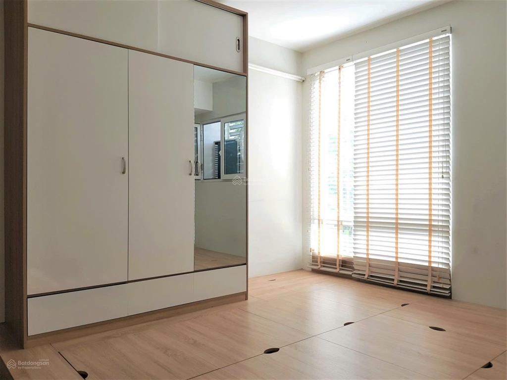 Cần cho thuê gấp căn hộ charmington. dt 44m2, officetel, 1wc. giá 12tr/th.  0365 695 ***