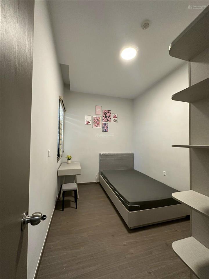 Cần cho thuê gấp căn hộ golden mansion. dt 85m2, 3pn, 2wc. giá 19tr/th.  0365 695 ***