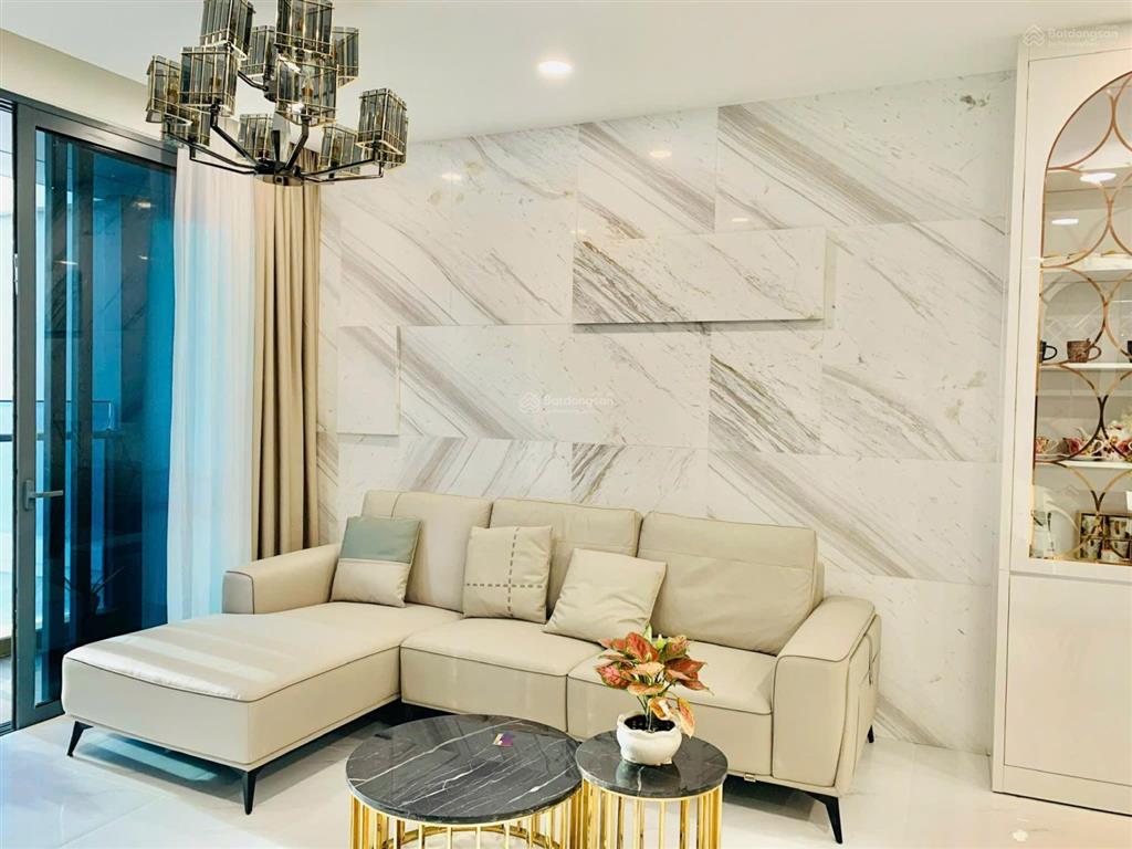 Cần cho thuê gấp căn hộ kingston residence. dt 80m2, 2pn, 2wc. giá 21tr/th.  0365 695 ***