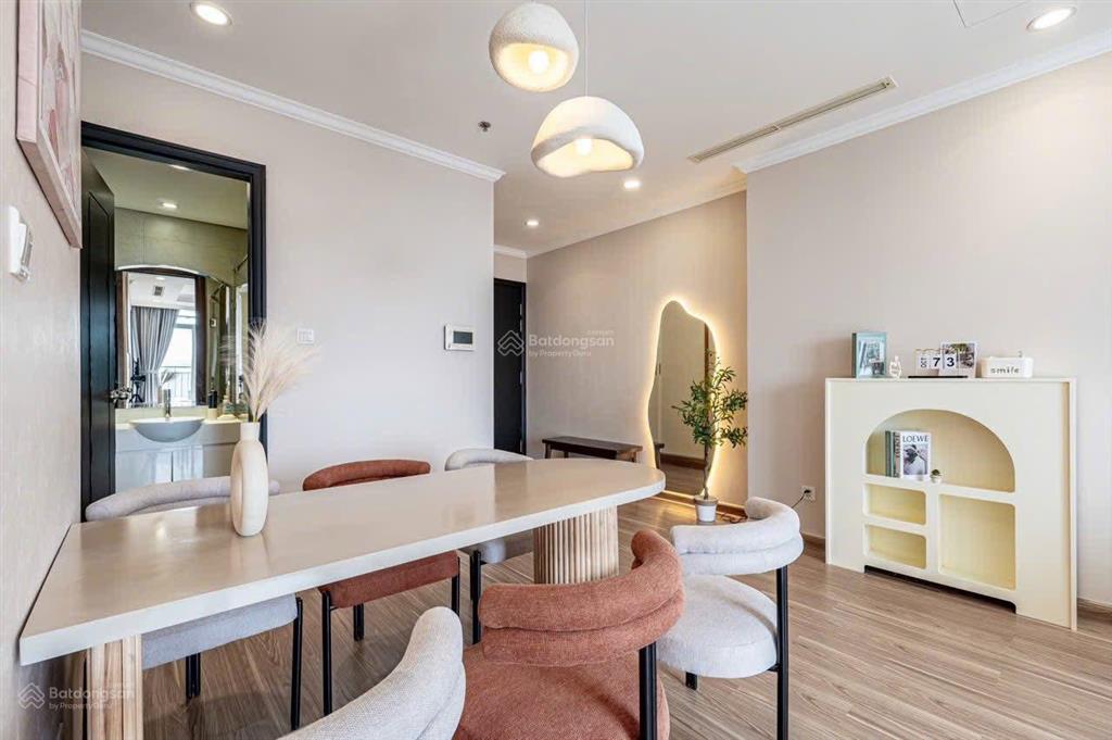 Cho thuê căn hộ terra royal 2pn, 1wc, 21 triệu/th, cho làm.  0365 695 ***