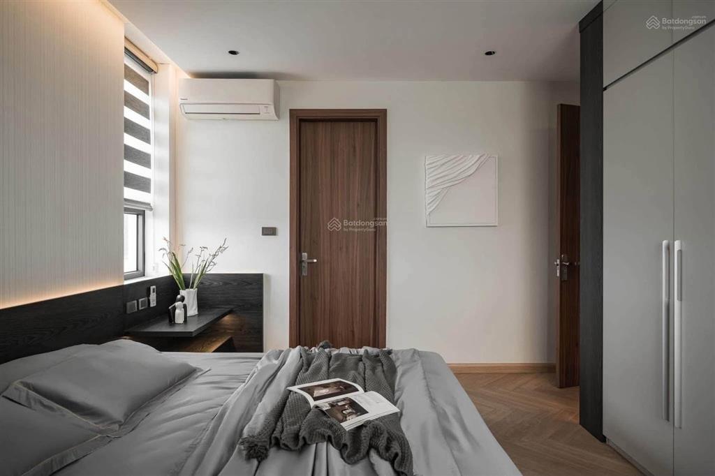 Cần cho thuê gấp căn hộ cao cấp vinhomes ba son. dt 61,5m2, 2pn, 1wc. giá 28tr/th.  0365 695 ***