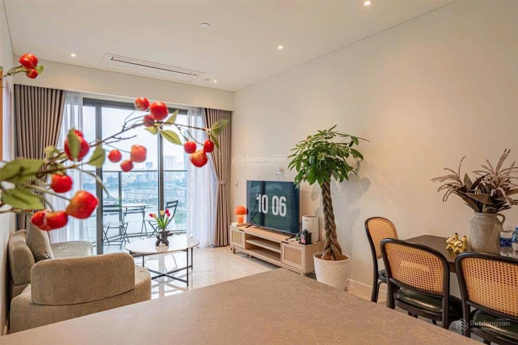 Cần cho thuê gấp căn hộ sunwah pearl. dt 100m2, 2+1pn, 2wc. giá 45tr/th.  0365 695 ***