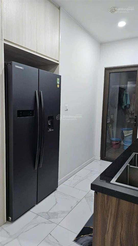 Cần cho thuê gấp chung cư nguyễn kim. dt 71m2, 2pn, 2wc. giá 16tr/th.  0365 695 ***