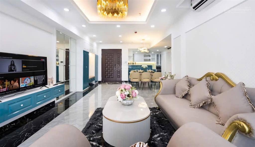 Cần cho thuê gấp căn hộ đẹp ở gold view. dt 82m2, 2pn, 2wc. giá 23tr/th.  0365 695 ***