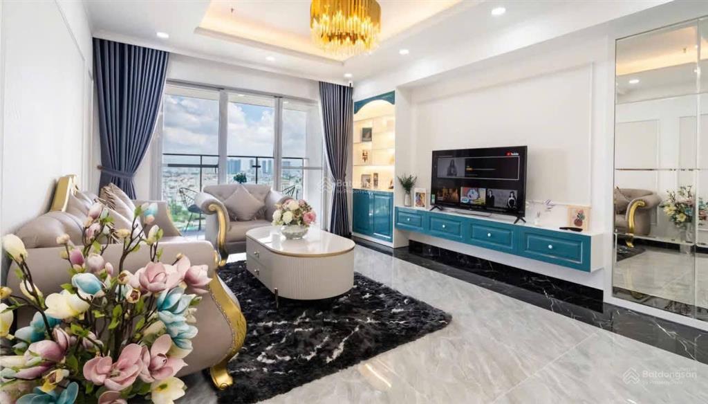 Cần cho thuê gấp căn hộ đẹp ở gold view. dt 82m2, 2pn, 2wc. giá 23tr/th.  0365 695 ***