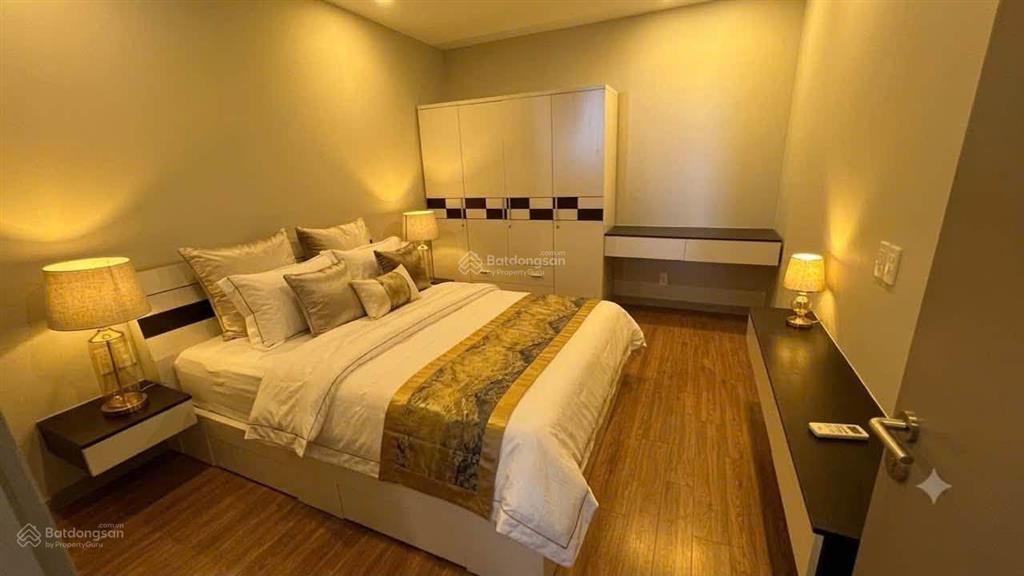 Cần cho thuê gấp căn hộ hà đô quận 10. dt 57m2, 1+1pn, 1wc. giá 20tr/th.  0365 695 ***
