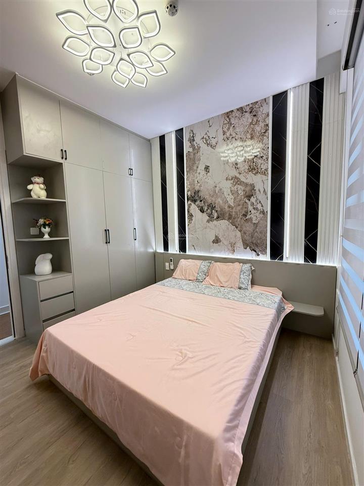 Cần cho thuê gấp căn hộ dhomme. dt 110m2, 3pn, 3wc. giá 25tr/th.  0365 695 ***
