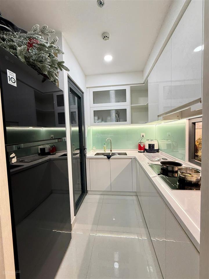 Cần cho thuê gấp căn hộ dhomme. dt 110m2, 3pn, 3wc. giá 25tr/th.  0365 695 ***