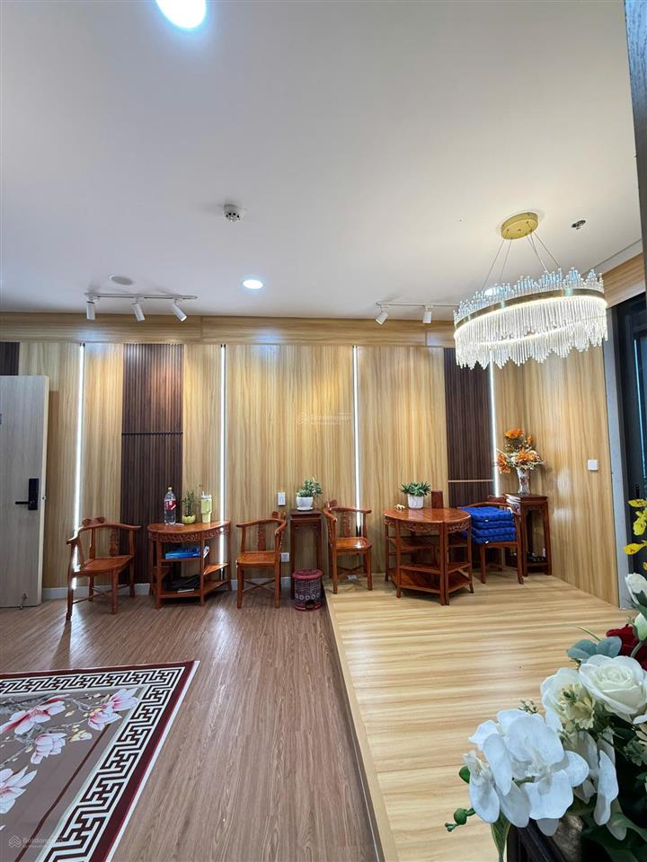 Cần cho thuê gấp căn hộ dhomme. dt 110m2, 3pn, 3wc. giá 25tr/th.  0365 695 ***