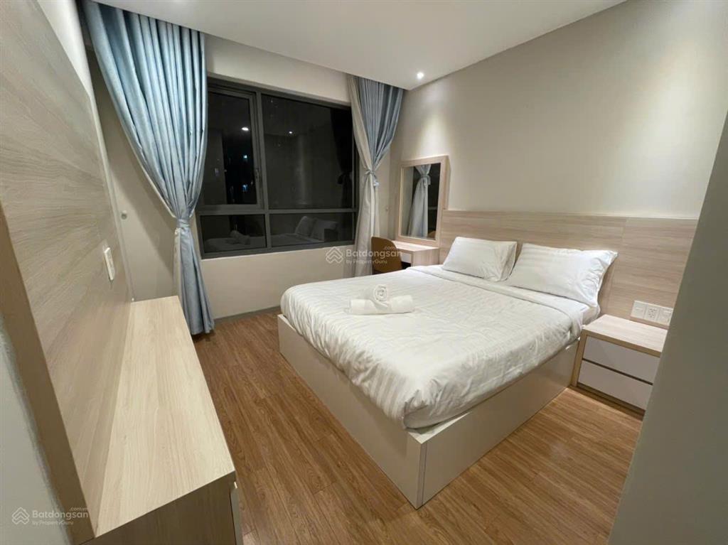 Cần cho thuê gấp căn hộ gold view. dt 117m2, 3pn, 2wc. giá 26tr/th.  0365 695 ***