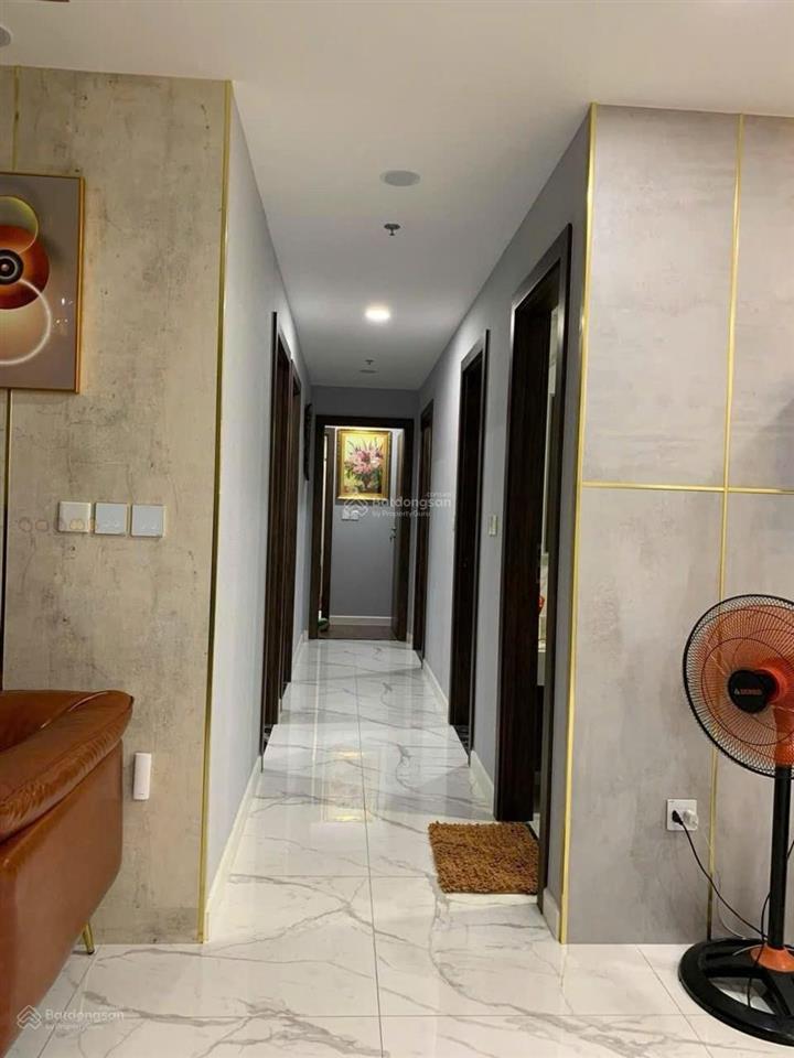 Cần cho thuê gấp căn hộ park legend. dt 70m2, 2pn, 2wc. giá 17tr/th.  0365 695 ***