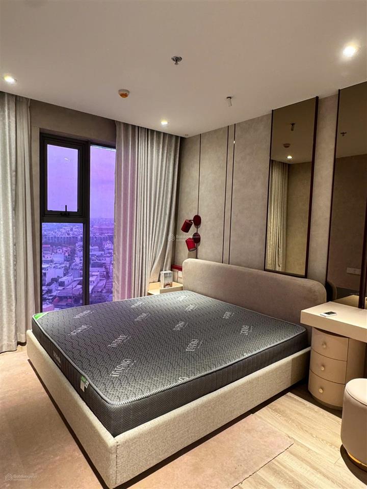 Cần cho thuê căn hộ millennium q4. 2pn, 2wc. dt 76m². giá 20tr/th.  0365 695 ***