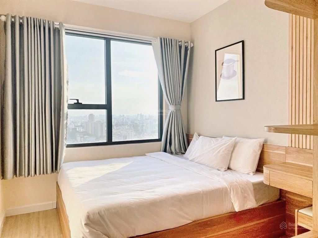 Cho thuê căn hộ the marq, 2pn, 2wc, 70m2, 43 triệu vnd, đẹp, nhiều tiện ích.  0365 695 ***