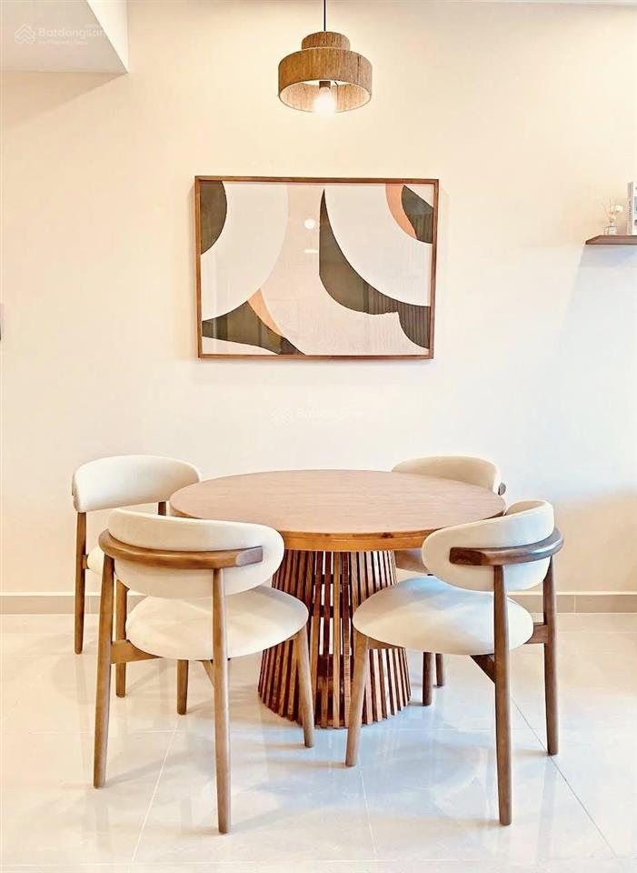 Cho thuê căn hộ the marq, 2pn, 2wc, 70m2, 43 triệu vnd, đẹp, nhiều tiện ích.  0365 695 ***
